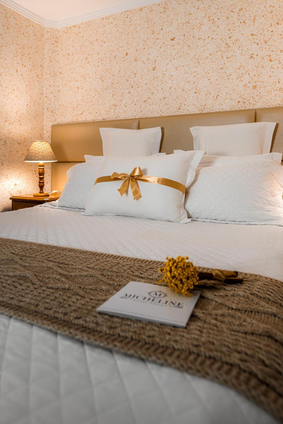 Micheline Hotel Tricot - Ao Lado Da Rua Coberta グラマド エクステリア 写真