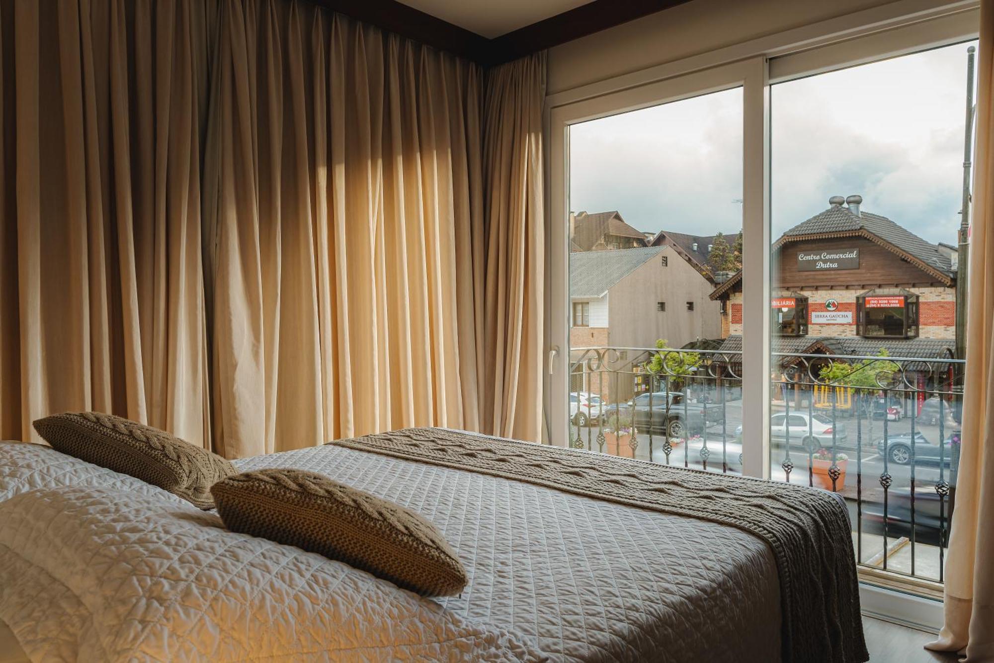 Micheline Hotel Tricot - Ao Lado Da Rua Coberta グラマド エクステリア 写真